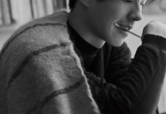 刘昊然杂志写真,青春气息扑面而来，演绎时尚魅力